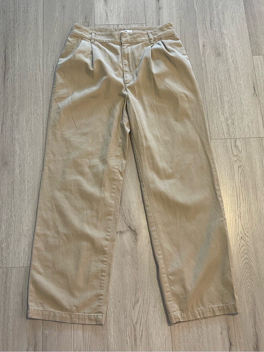 Aritzia TNA Tan Straight Leg Cotton Khaki Pants